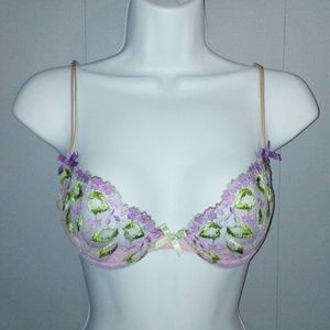 VS Lavender Floral Lace Bra Size 34B